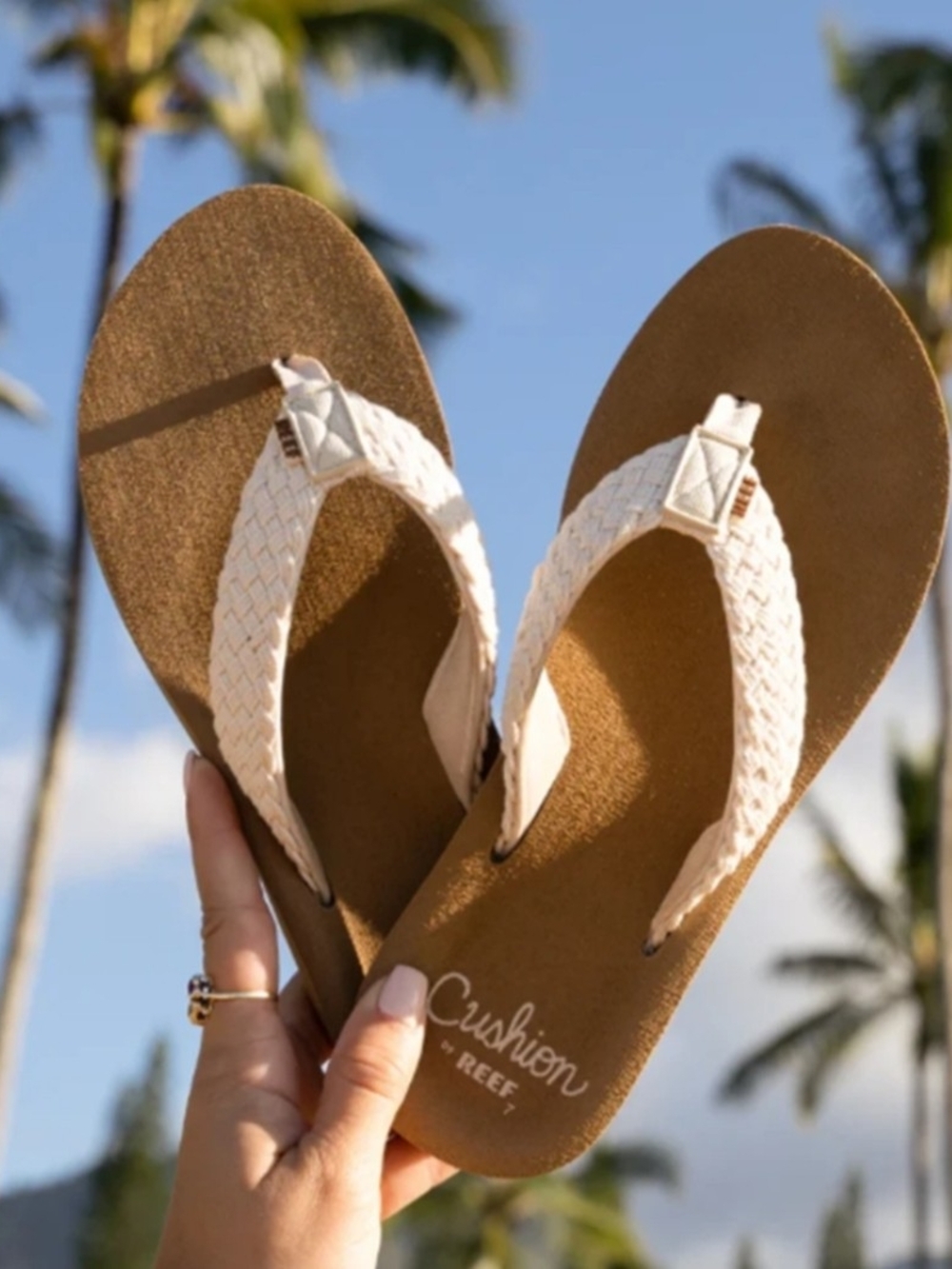NEW! Reef Woven Strap Flip Flop Sandals - Cream/Tan sz 8 NWT